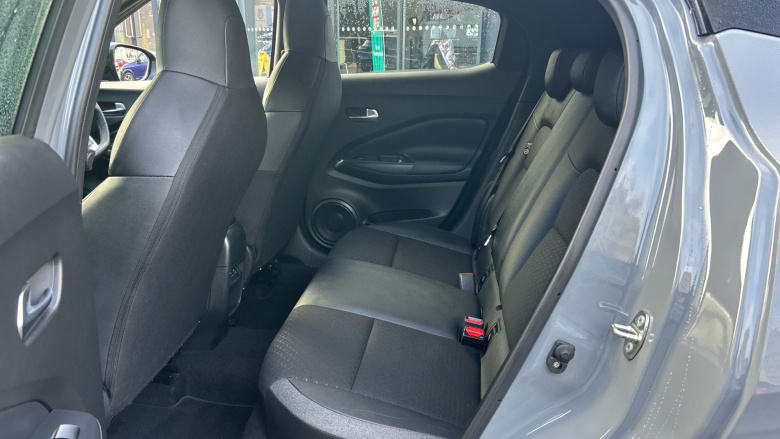 Nissan Juke 1.6 Hybrid N-Connecta 5dr Auto Hybrid Hatchback